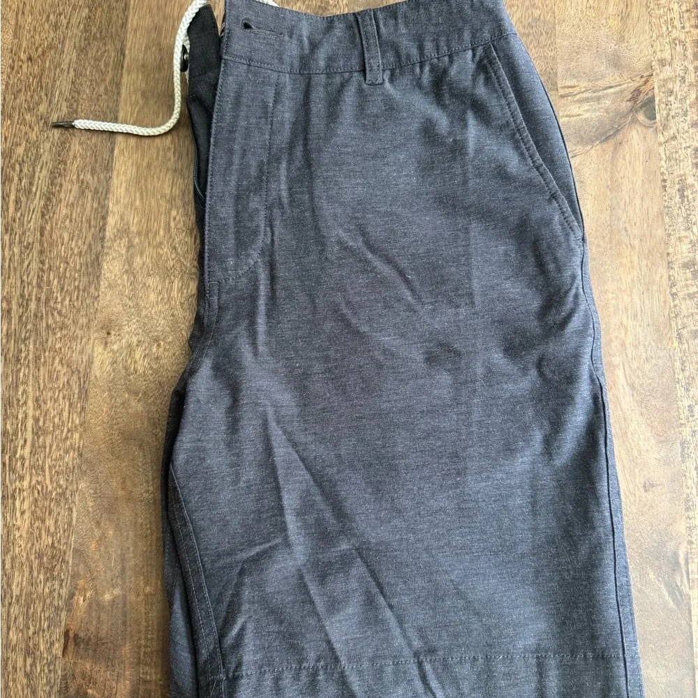 Faherty Belt Loop All Day Shorts in Charcoal